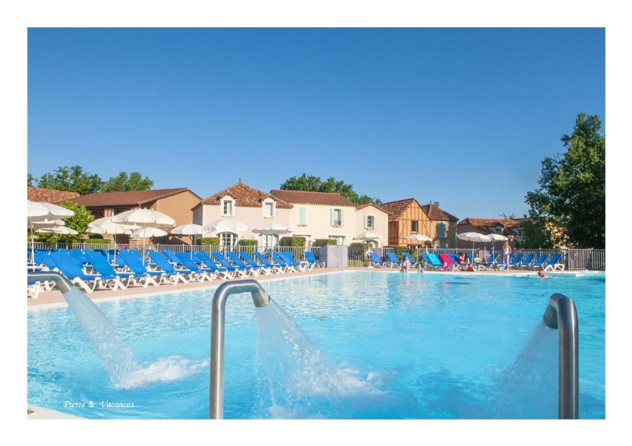 Charmant Appartement Avec Piscine. Монфланкен Экстерьер фото